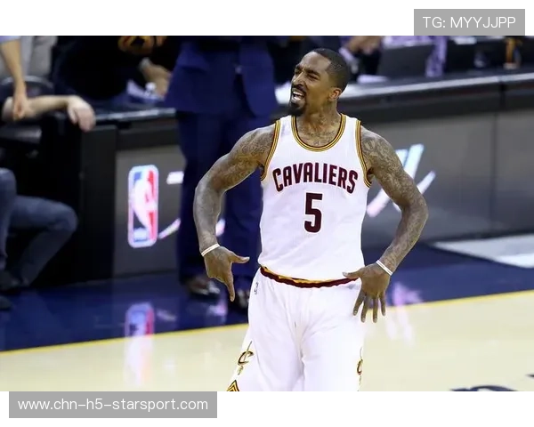 唐斯被拍到与经纪人密谈:是否酝酿离队 唐斯被拍到与经纪人密谈:是否酝酿离队