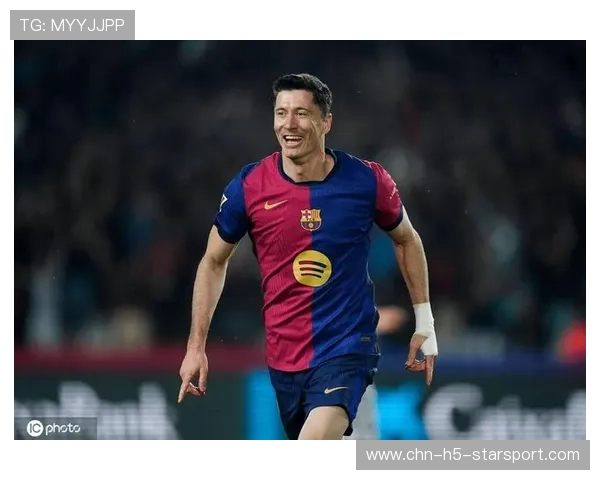 巴塞罗那进攻线重排，莱万多夫斯基回撤策应，巴塞罗那vs莱万特集锦